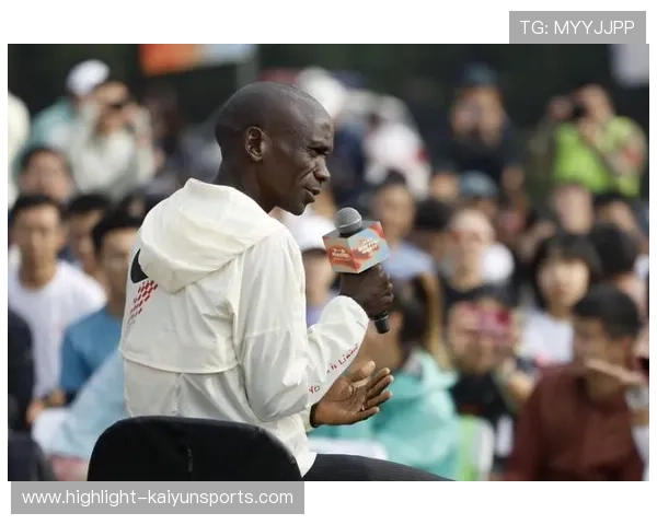 世界田径：肯尼亚长跑名将屡破纪录，赛场火爆！，肯尼亚著名长跑运动员
